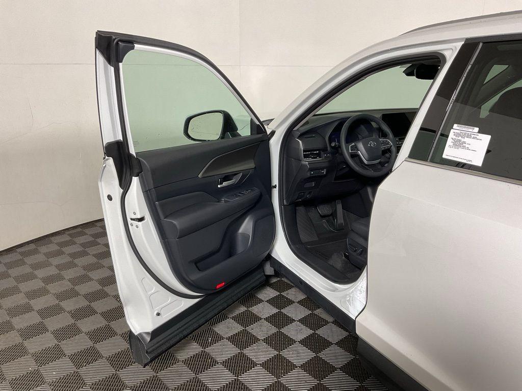 new 2026 Toyota Grand Highlander car, priced at $48,548