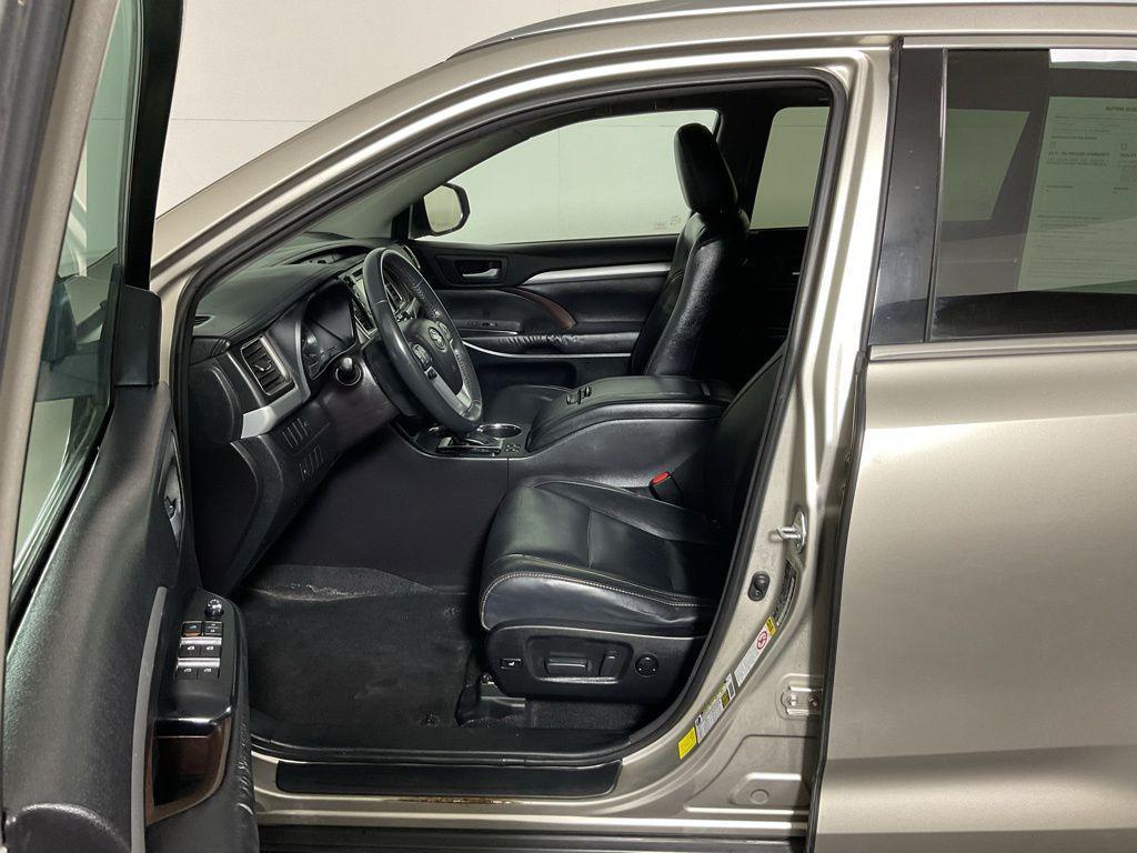used 2016 Toyota Highlander car, priced at $19,000