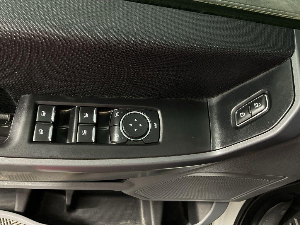 used 2021 Ford F-150 car, priced at $33,895