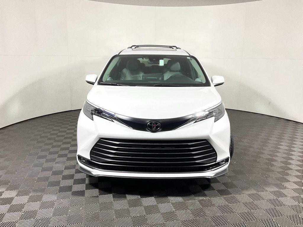 new 2026 Toyota Sienna car, priced at $51,500