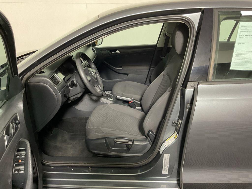 used 2011 Volkswagen Jetta car, priced at $6,000