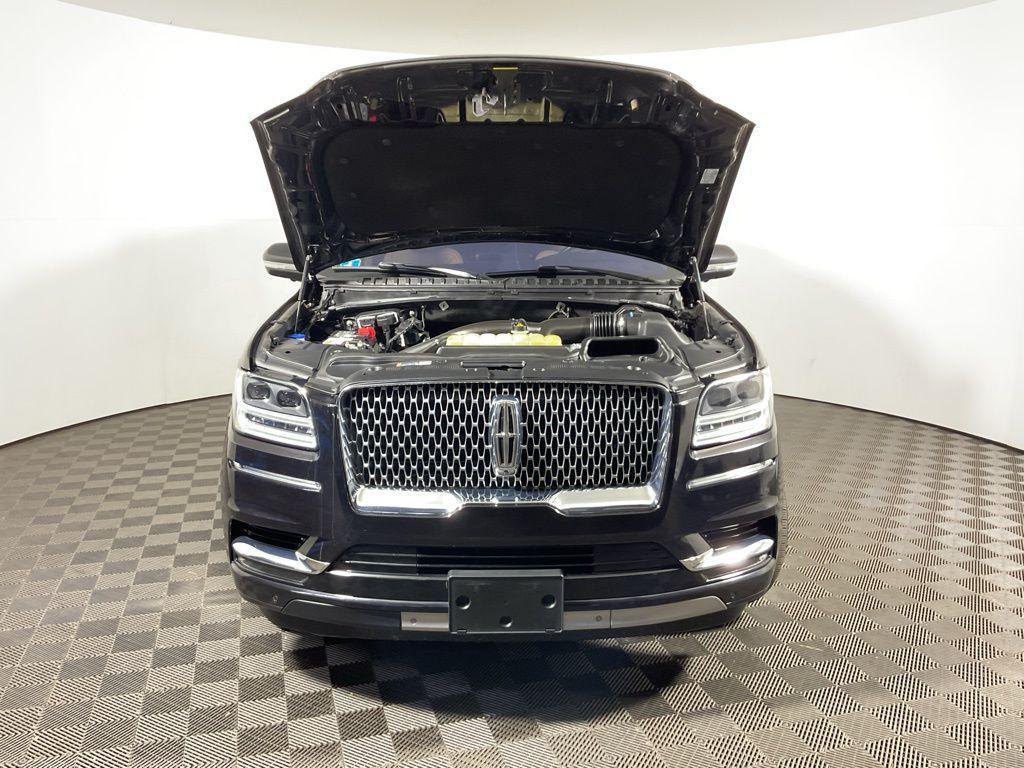 used 2019 Lincoln Navigator L car, priced at $33,000