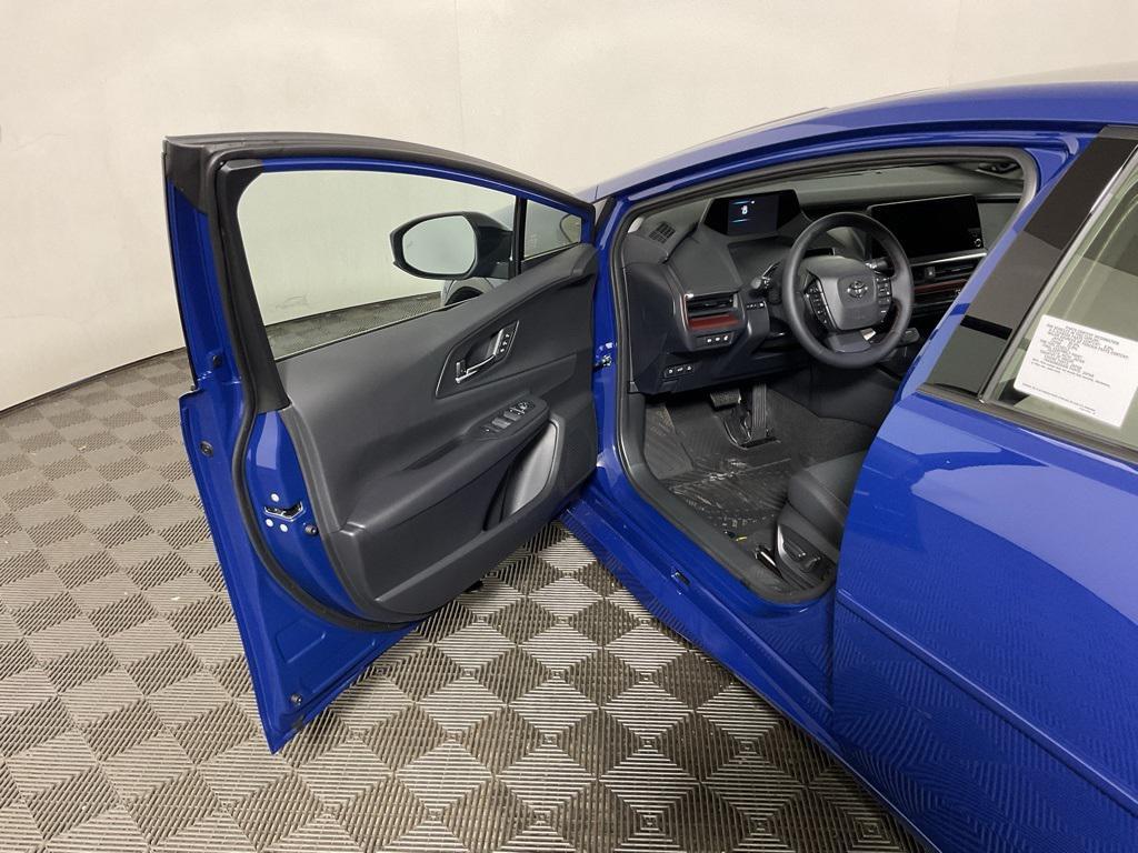 new 2025 Toyota Prius Plug-In Hybrid car, priced at $43,250