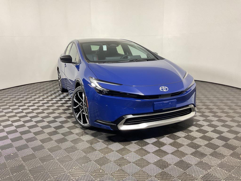 new 2025 Toyota Prius Plug-In Hybrid car, priced at $43,250