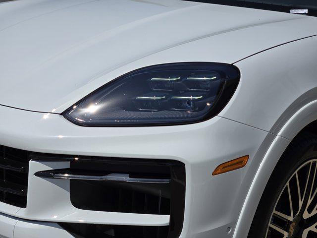 new 2025 Porsche Cayenne car, priced at $143,585