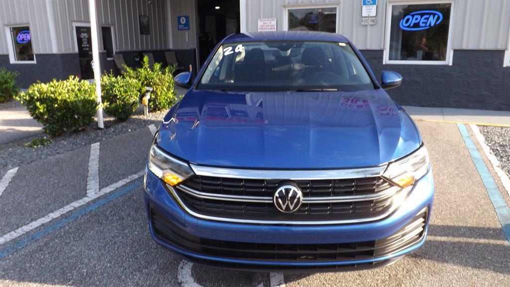 used 2024 Volkswagen Jetta car, priced at $22,995