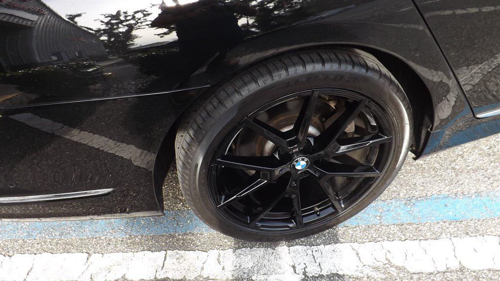 used 2022 BMW 740 car, priced at $38,250