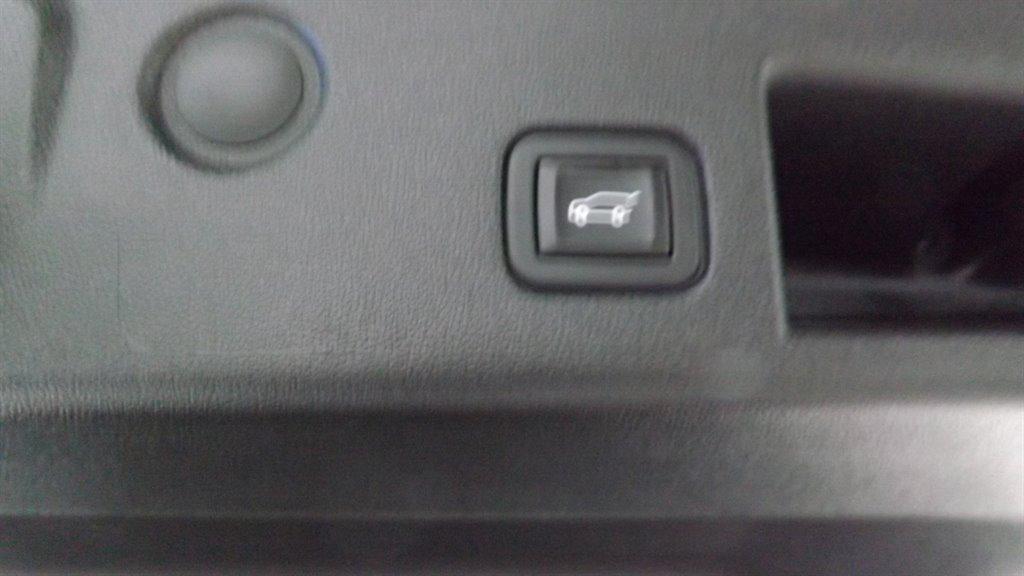 used 2024 Chevrolet Equinox car, priced at $25,995