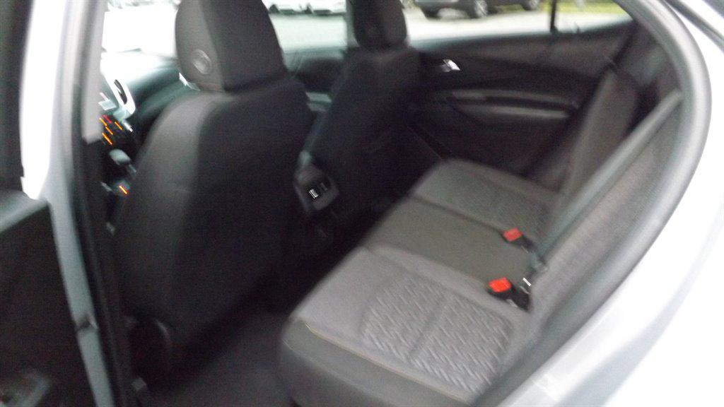 used 2024 Chevrolet Equinox car, priced at $25,995