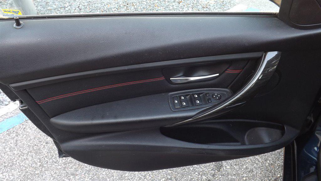 used 2013 BMW 328 car, priced at $9,995