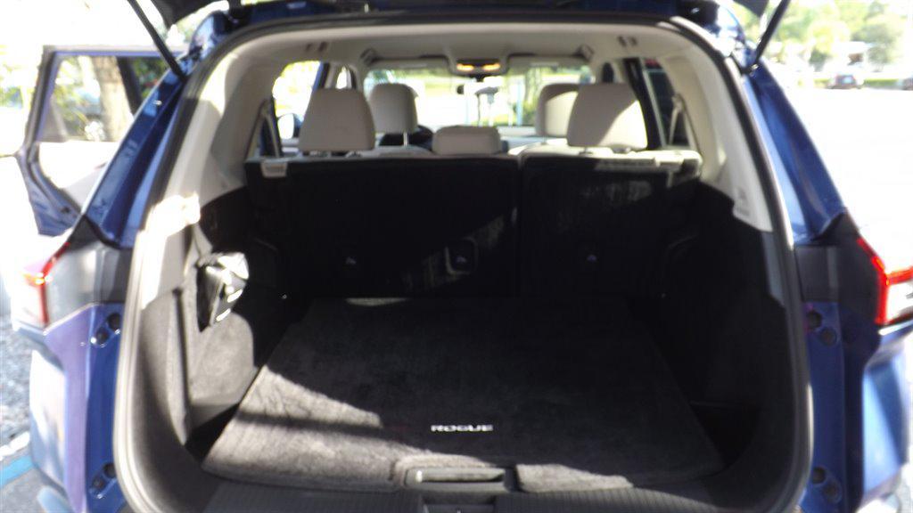 used 2021 Nissan Rogue car, priced at $23,995