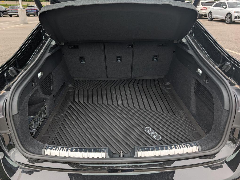 Audi A5 view 22