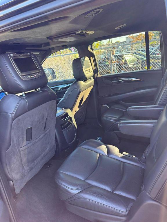 used 2017 Cadillac Escalade ESV car, priced at $26,996