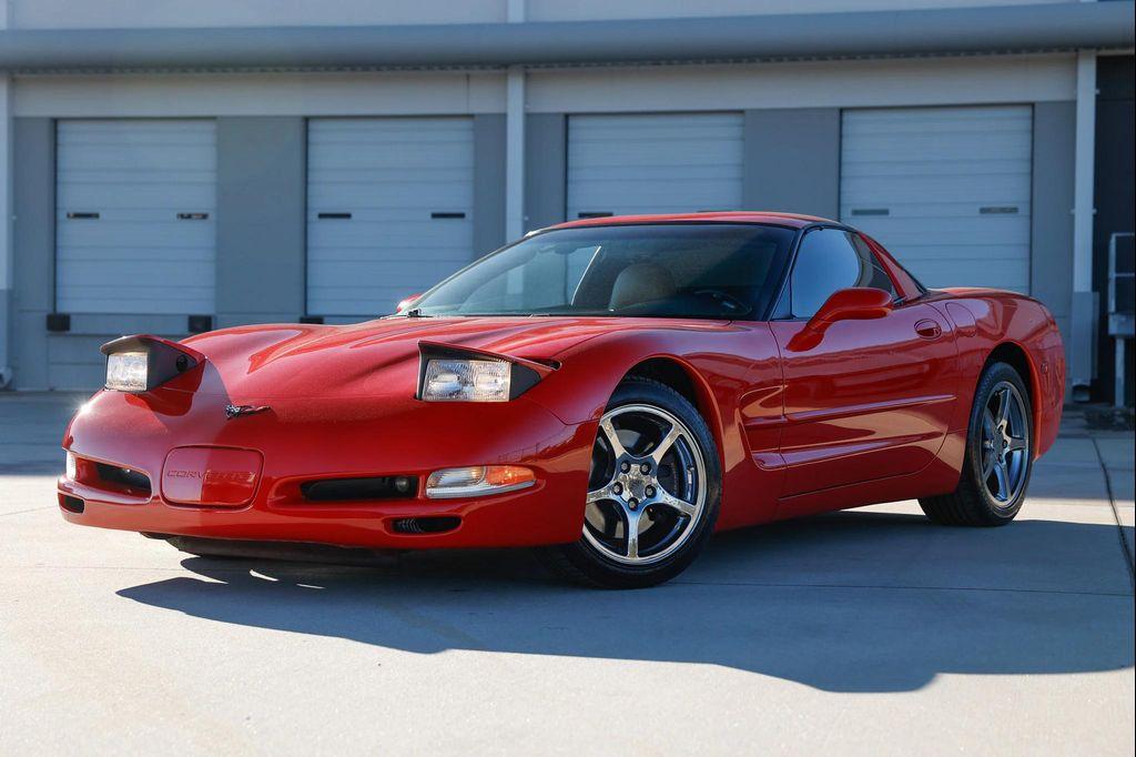 used 2000 Chevrolet Corvette car, priced at $14,995