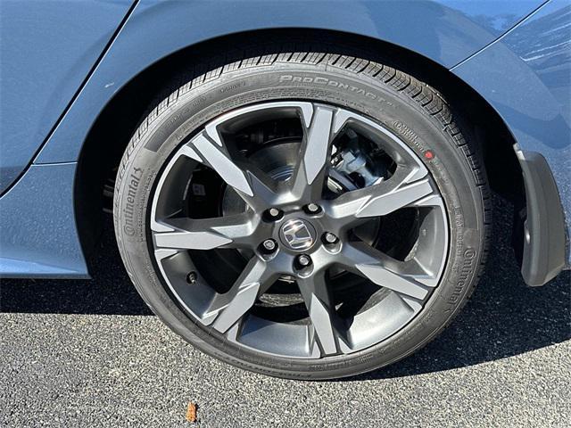 new 2026 Honda Civic Hybrid car, priced at $32,218