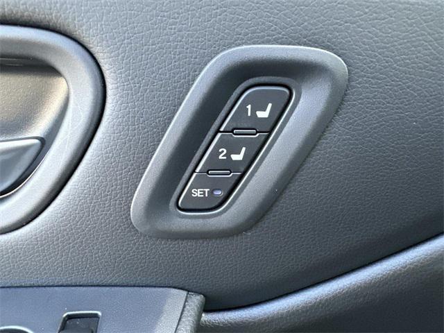 new 2025 Honda Pilot car, priced at $48,288