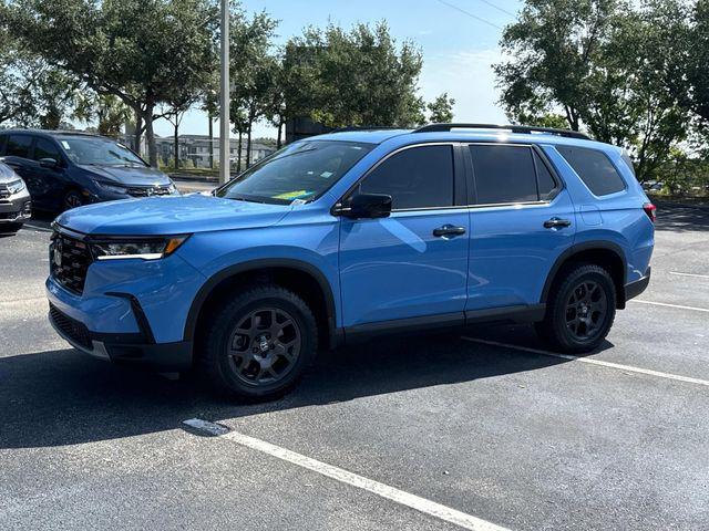 used 2025 Honda Pilot car, priced at $45,500
