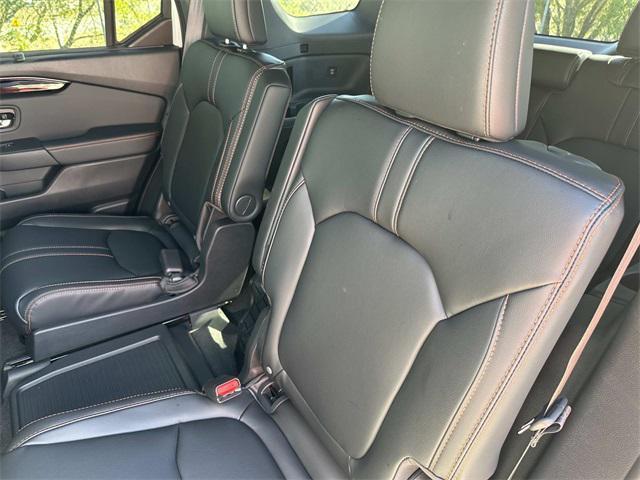 new 2025 Honda Pilot car, priced at $47,160