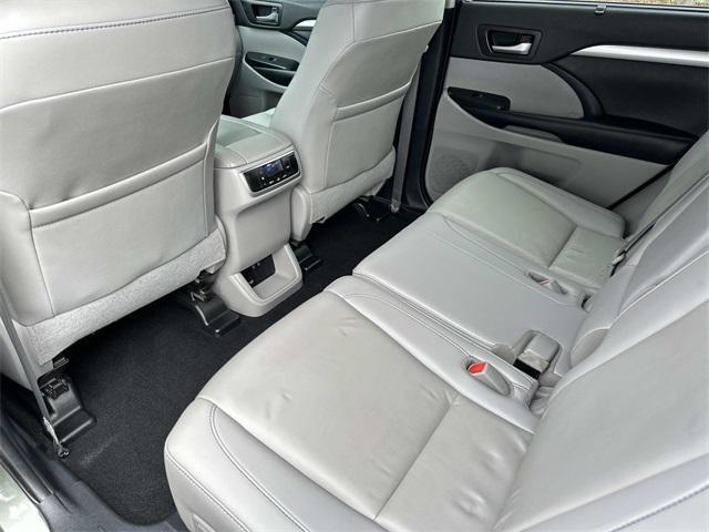 used 2019 Toyota Highlander car, priced at $20,500