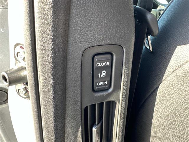 new 2026 Honda Odyssey car, priced at $45,718