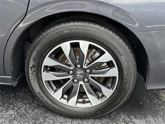 used 2024 Honda Odyssey car, priced at $31,500