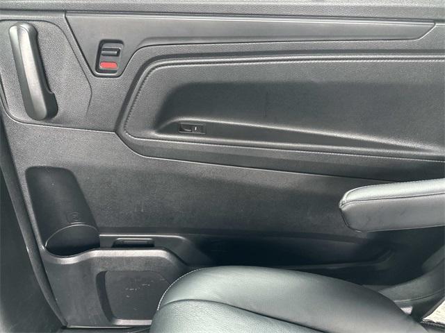 used 2024 Honda Odyssey car, priced at $31,500