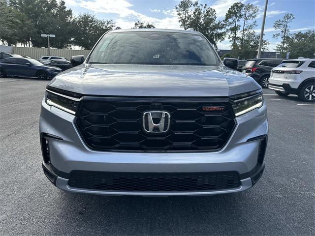 new 2025 Honda Pilot car, priced at $46,733