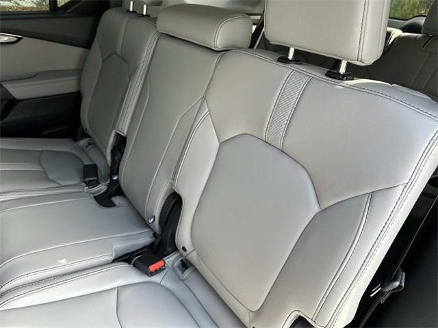 new 2025 Honda Pilot car, priced at $47,861