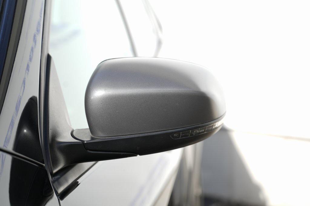 used 2019 Jeep Cherokee car, priced at $17,400