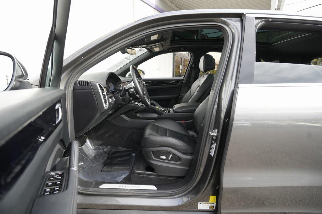 used 2020 Porsche Cayenne car, priced at $26,900