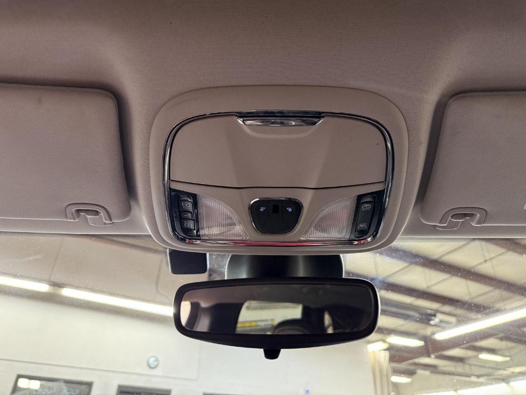 used 2021 Jeep Cherokee car, priced at $18,989