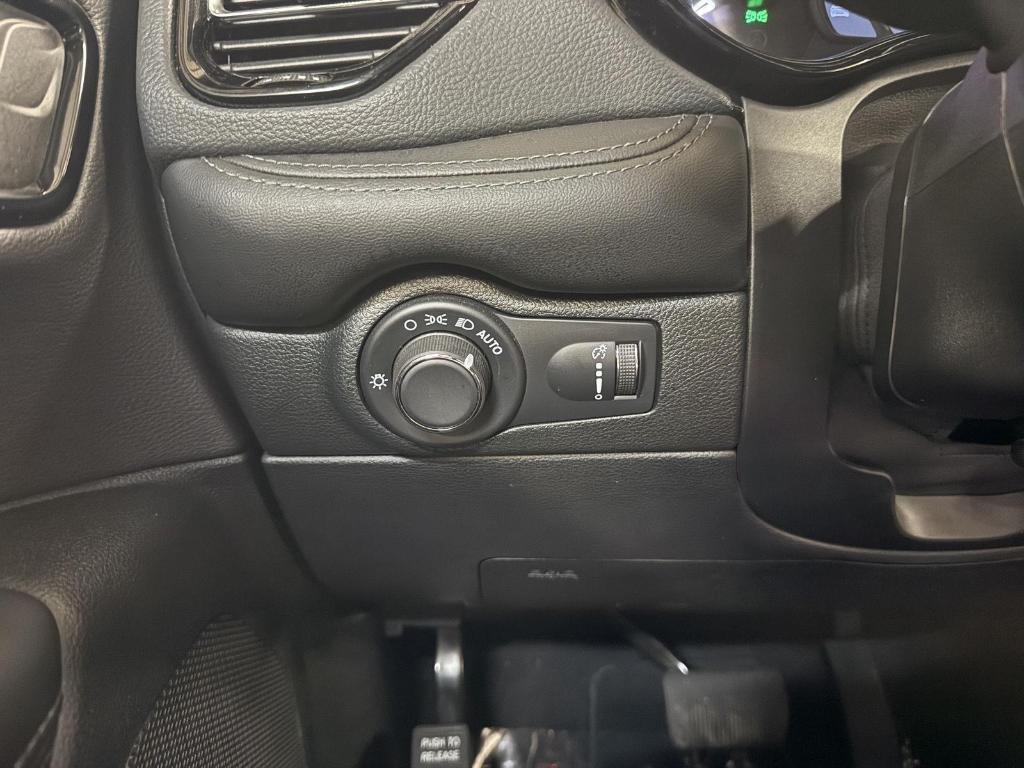 used 2024 Dodge Durango car, priced at $32,897