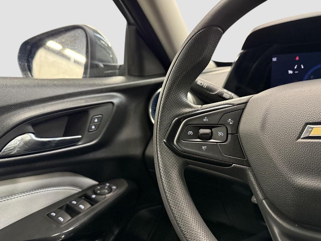 used 2025 Chevrolet Trax car, priced at $20,687