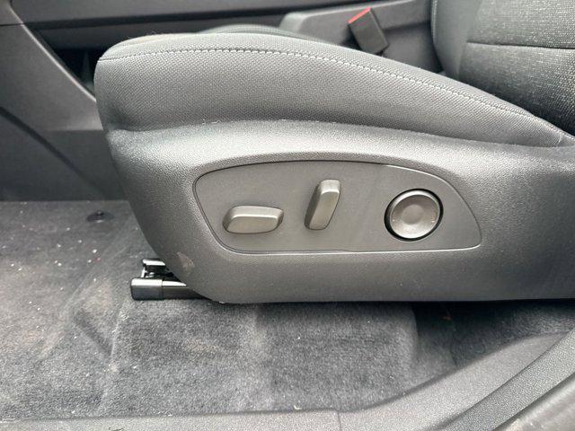 new 2026 Chevrolet Traverse car, priced at $38,590