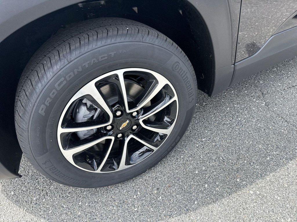 new 2026 Chevrolet TrailBlazer car, priced at $28,580