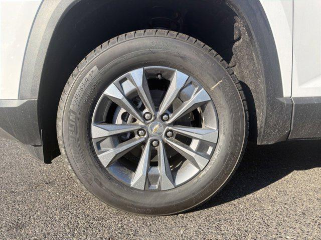new 2026 Chevrolet Equinox car, priced at $31,240