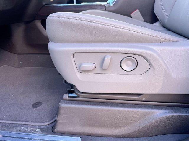 new 2026 GMC Sierra 2500 car, priced at $77,589