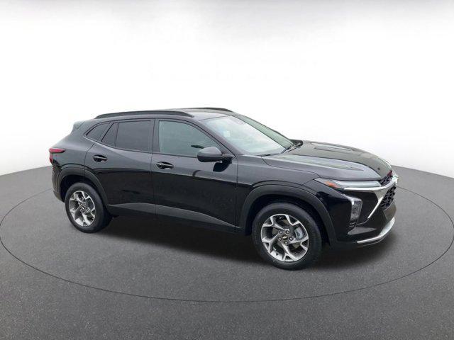 used 2025 Chevrolet Trax car, priced at $19,550