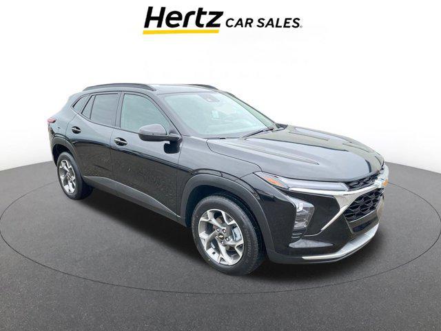 used 2025 Chevrolet Trax car, priced at $19,550
