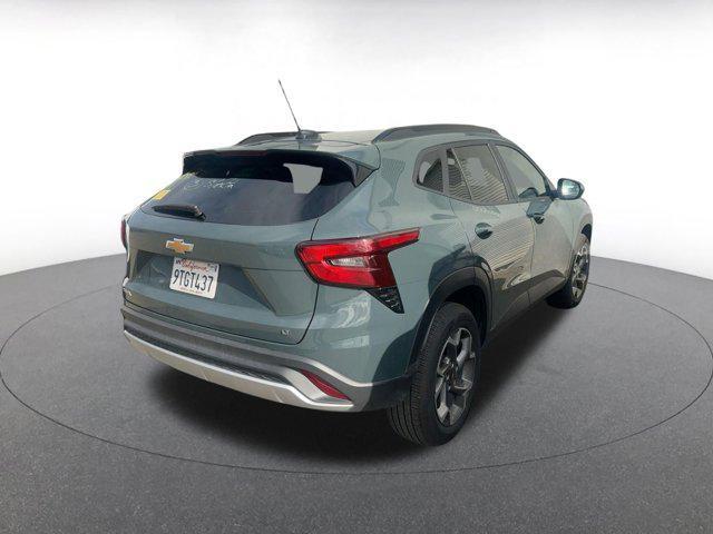 used 2025 Chevrolet Trax car, priced at $19,472