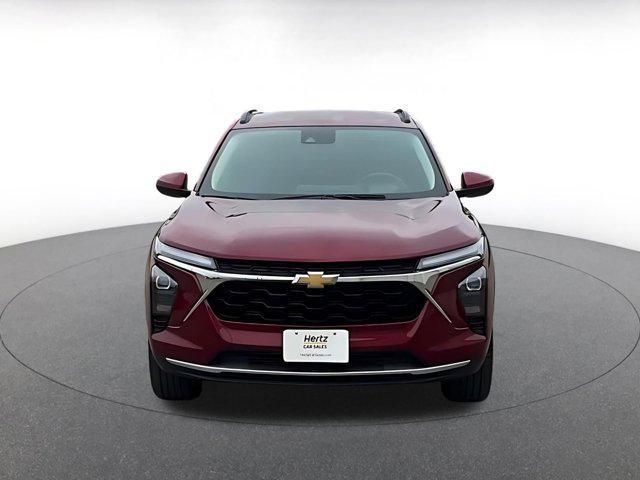 used 2025 Chevrolet Trax car, priced at $18,533