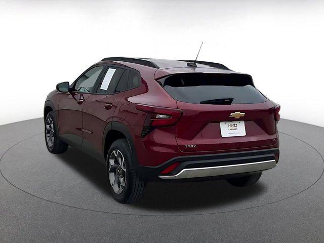 used 2025 Chevrolet Trax car, priced at $18,533