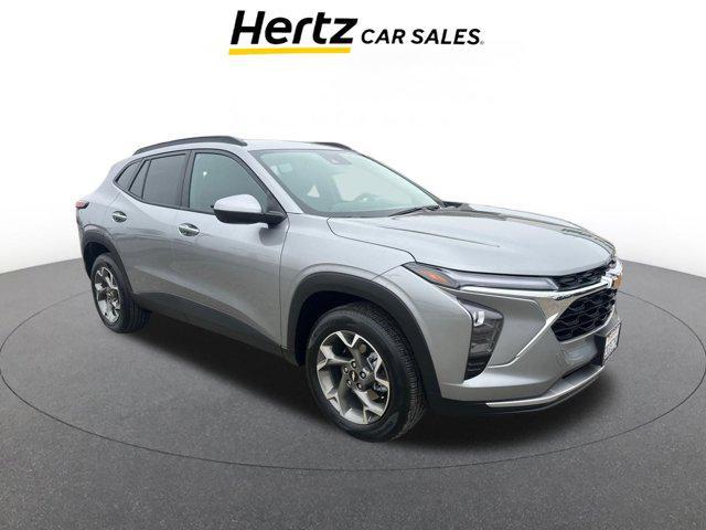 used 2025 Chevrolet Trax car, priced at $21,248
