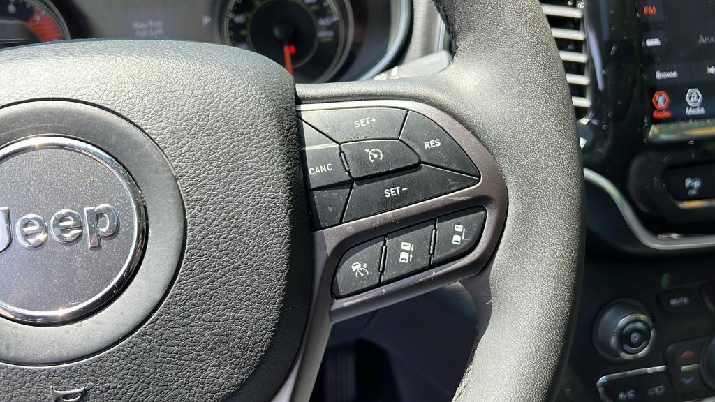 used 2021 Jeep Cherokee car, priced at $25,000