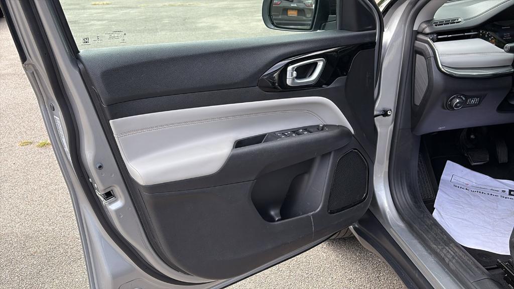 used 2022 Jeep Compass car, priced at $22,995