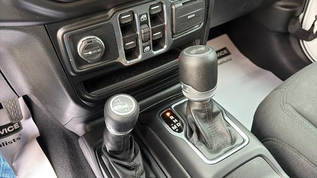 used 2021 Jeep Wrangler Unlimited car, priced at $31,444