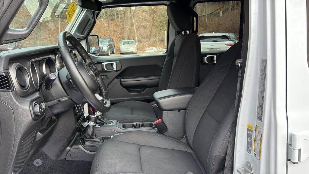 used 2021 Jeep Wrangler Unlimited car, priced at $31,444