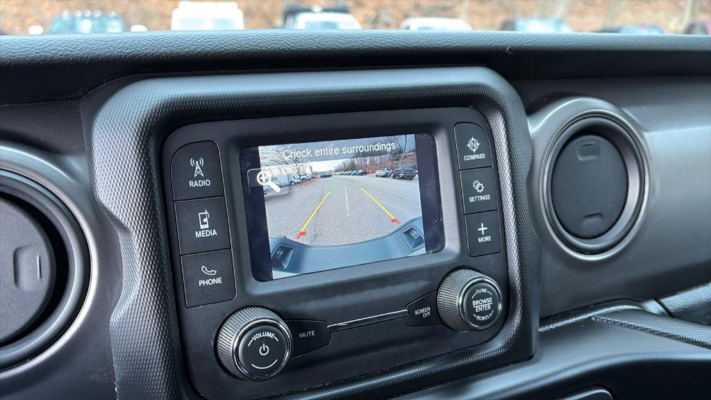 used 2021 Jeep Gladiator car, priced at $30,000