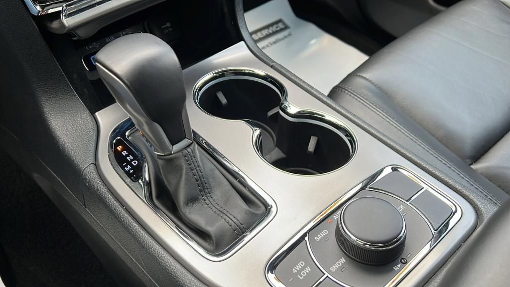 used 2022 Jeep Grand Cherokee WK car, priced at $31,995