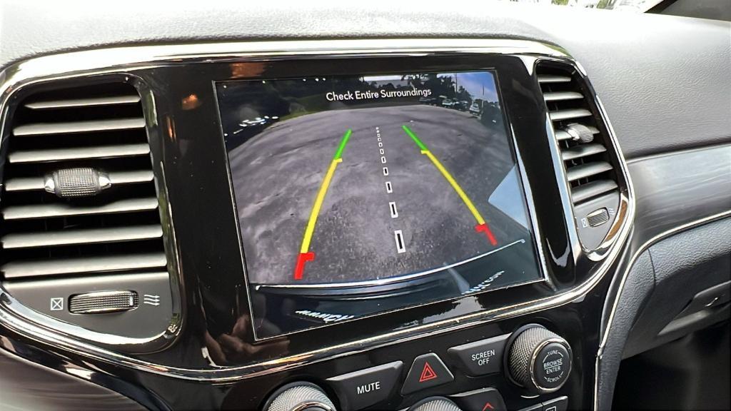 used 2022 Jeep Grand Cherokee WK car, priced at $28,995